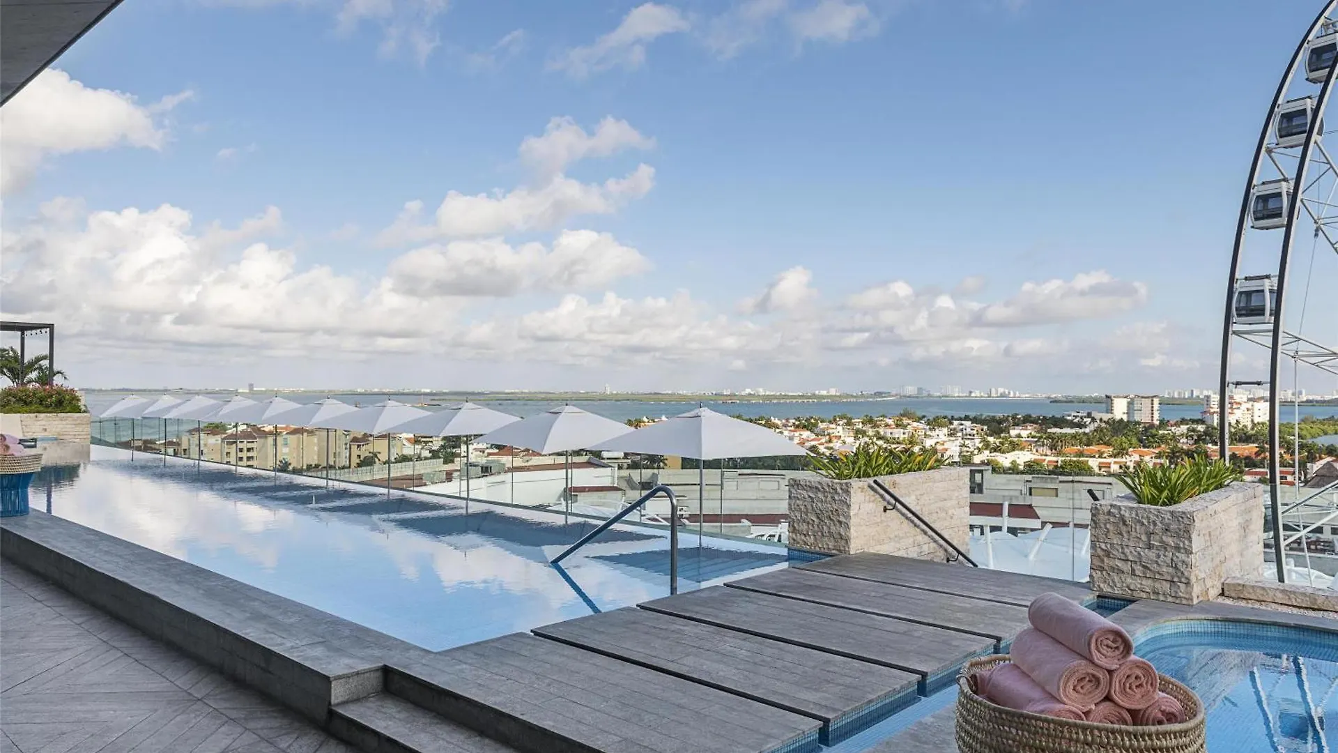 Otel Canopy By Hilton Cancun La Isla